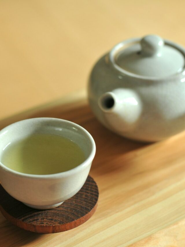 Drink Up! How Green Tea Protects Different Parts of Your Brain and Body