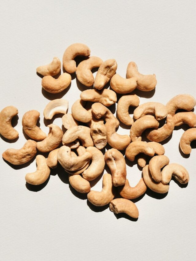 10 Benefits of Eating Cashews Everyday